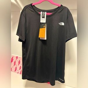 The North Face - Women’s - Elevation Short Sleeve Shirt
